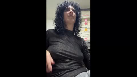 nikol online show from February 3, 2026, 7:08 pm