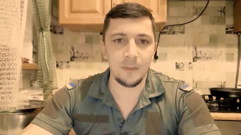 Snapshot of nikqredhot chatting on February 15, 2026, 7:54 pm NikQRedhot online show from February 15, 2026, 7:54 pm