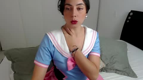 niky_blue online show from April 18, 2026, 1:53 am