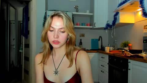 Veronica online show from January 2, 2025, 7:29 pm