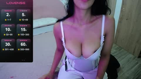 Snapshot of nila_kaia chatting on April 28, 2026, 2:27 am nila online show from April 28, 2026, 2:27 am