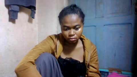 Snapshot of nilahmarie chatting on July 2, 2026, 3:23 am nilah online show from July 2, 2026, 3:23 am
