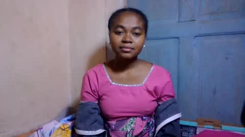 Snapshot of nilahmarie chatting on July 10, 2026, 9:45 am nilah online show from July 10, 2026, 9:45 am