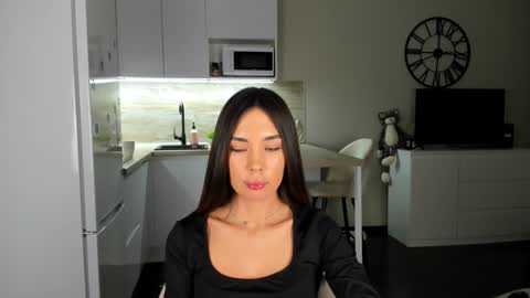 Bella online show from December 20, 2024, 6:19 am