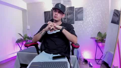 Nils online show from October 9, 2025, 3:48 am