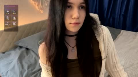 Jennet online show from December 1, 2024, 4:29 pm