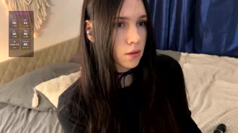 Jennet online show from December 2, 2024, 4:42 pm