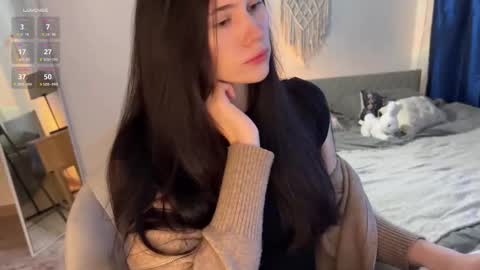 Jennet online show from September 13, 2025, 11:43 am