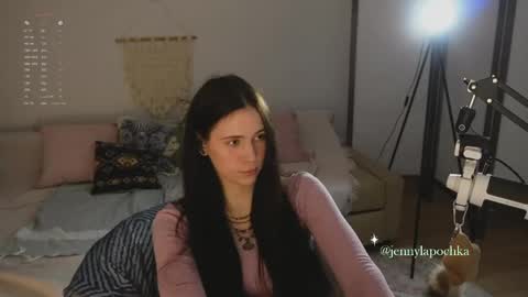 Jennet online show from April 20, 2026, 6:53 pm