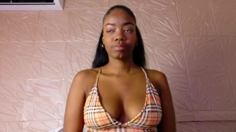 Snapshot of nina_bae_ chatting on June 6, 2026, 8:57 pm nina_bae_ online show from June 6, 2026, 8:57 pm