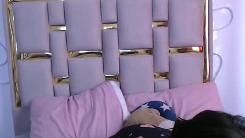 Nina Carther online show from October 11, 2025, 12:47 pm