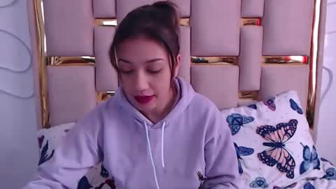 Nina Carther online show from October 29, 2025, 1:24 pm