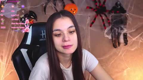 Snapshot of nina_fierce chatting on October 28, 2025, 2:59 am Ketrin online show from October 28, 2025, 2:59 am