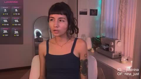 Snapshot of nina_just chatting on January 17, 2025, 9:28 pm Nina. online show from January 17, 2025, 9:28 pm