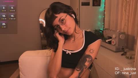 Snapshot of nina_just chatting on January 23, 2025, 11:15 pm Nina. online show from January 23, 2025, 11:15 pm