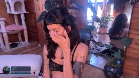 Snapshot of nina_just chatting on November 1, 2025, 9:39 pm Nina. online show from November 1, 2025, 9:39 pm