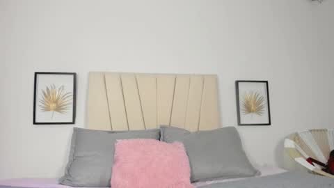 nina_keller_ online show from February 24, 2026, 1:14 am