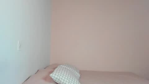  Nina  online show from December 5, 2025, 8:05 pm