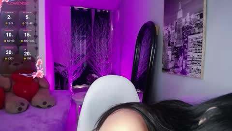 Snapshot of nina_smalls chatting on March 17, 2026, 12:30 pm Nina online show from March 17, 2026, 12:30 pm