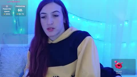 Snapshot of ninaa_fox chatting on April 18, 2026, 4:33 pm Ninaa fox online show from April 18, 2026, 4:33 pm