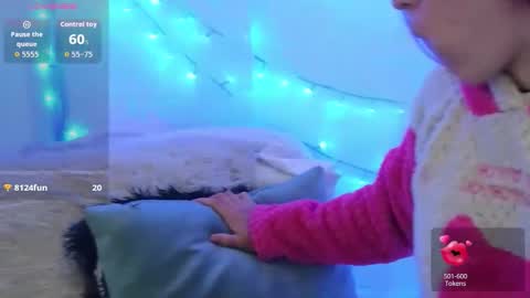 Snapshot of ninaa_fox chatting on April 29, 2026, 5:30 pm Ninaa fox online show from April 29, 2026, 5:30 pm