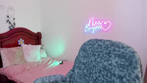 Nina online show from December 16, 2024, 3:32 pm