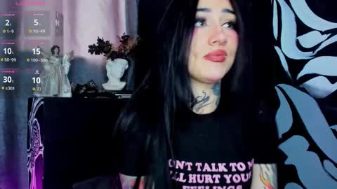  Heyyy guys Im Ninas crazy  online show from December 22, 2025, 3:42 pm