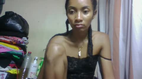 Snapshot of ninaeaa chatting on April 16, 2026, 10:23 pm ninaeaa online show from April 16, 2026, 10:23 pm