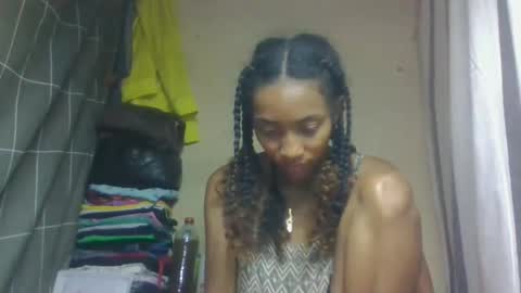 Snapshot of ninaeaa chatting on April 19, 2026, 6:10 pm ninaeaa online show from April 19, 2026, 6:10 pm