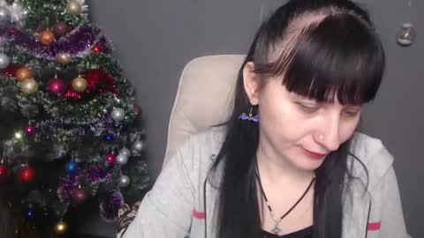 ninaflawlees online show from December 17, 2025, 12:55 pm