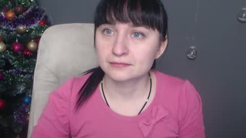 ninaflawlees online show from December 21, 2025, 12:56 pm