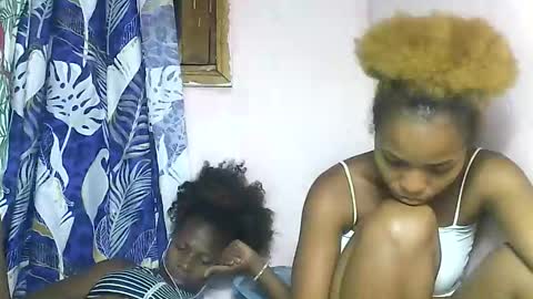 Ninah9794 online show from November 30, 2025, 8:35 pm