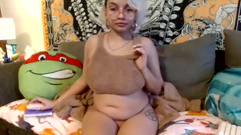 Nina Rei online show from January 23, 2025, 6:35 pm