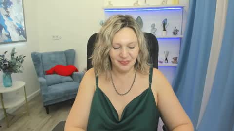 ninastarle online show from March 28, 2026, 11:32 am