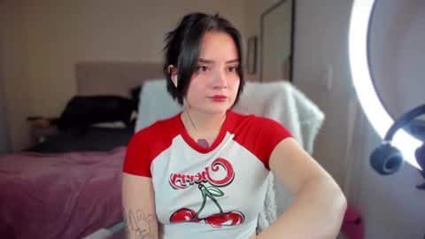 ninavolkov online show from December 10, 2024, 11:40 pm