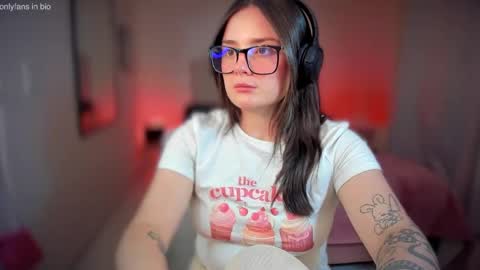 ninavolkov online show from February 13, 2025, 10:22 pm