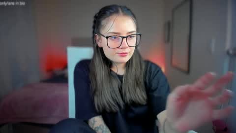 ninavolkov online show from March 2, 2025, 11:42 pm