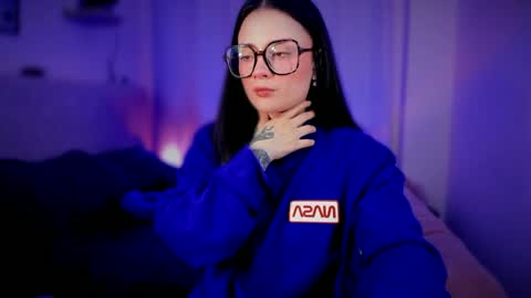 ninavolkov online show from October 2, 2025, 10:17 pm