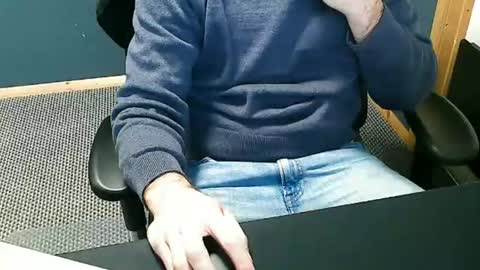 Nineinches online show from December 9, 2024, 9:49 am