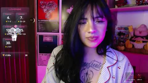 Ninfa  online show from February 26, 2026, 11:48 pm