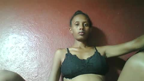 ninie246746 online show from January 26, 2025, 1:36 pm