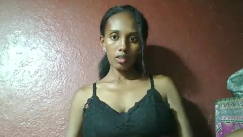 ninie246746 online show from February 18, 2025, 6:15 pm