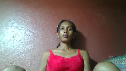 ninie246746 online show from February 21, 2025, 7:10 pm