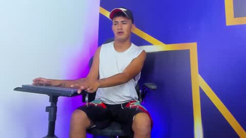 Snapshot of nio_klouds_ chatting on August 6, 2026, 9:17 pm nio_klouds_ online show from August 6, 2026, 9:17 pm
