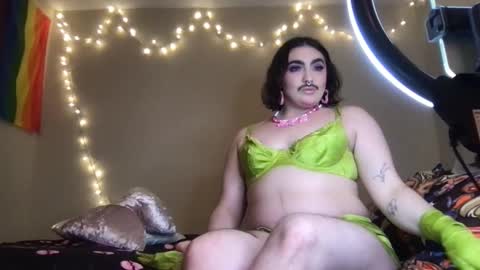 Snapshot of nipplelessalien chatting on December 5, 2025, 2:31 am nipplelessalien online show from December 5, 2025, 2:31 am