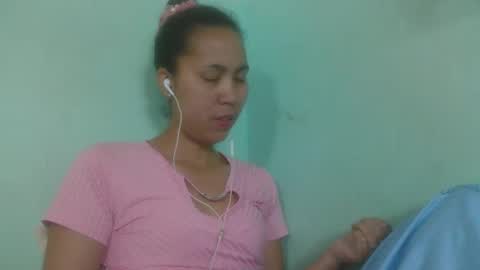 nirisouh online show from October 10, 2025, 6:23 am