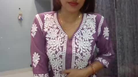 Snapshot of nisha_baby chatting on June 18, 2026, 4:46 am Nishu online show from June 18, 2026, 4:46 am
