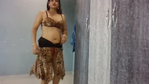Snapshot of nisha_baby chatting on July 3, 2026, 5:14 am Nishu online show from July 3, 2026, 5:14 am