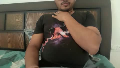 nishantsaraswat268 online show from October 3, 2025, 6:32 am