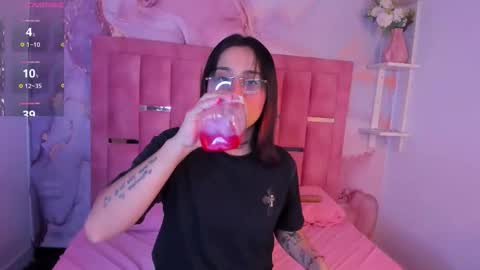 Nixie online show from September 29, 2025, 12:21 pm